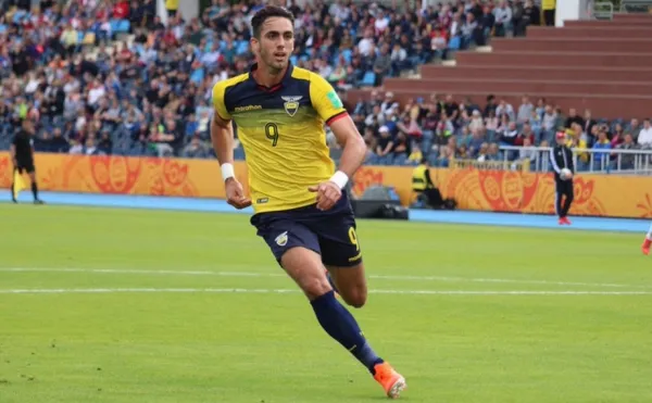 Leonardo Campana no fue convocado para el cotejo amistoso entre Ecuador y Argentina en España por este motivo