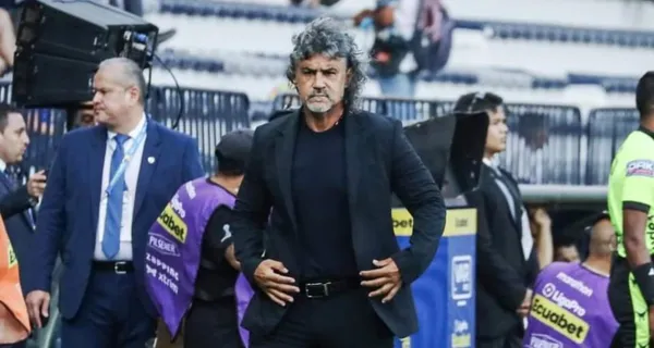 Leonel Álvarez, entrenador de Emelec / Foto: API