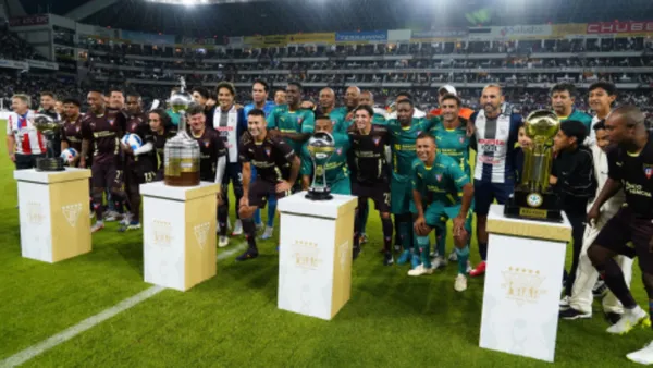 Leyendas de Liga de Quito en la Noche Blanca / Foto tomada de: API