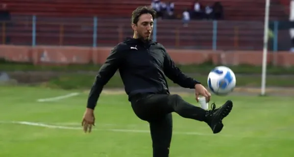 Liga de Quito cayó contra Deportivo Cuenca y no fue Luis Zubeldía a la rueda de prensa