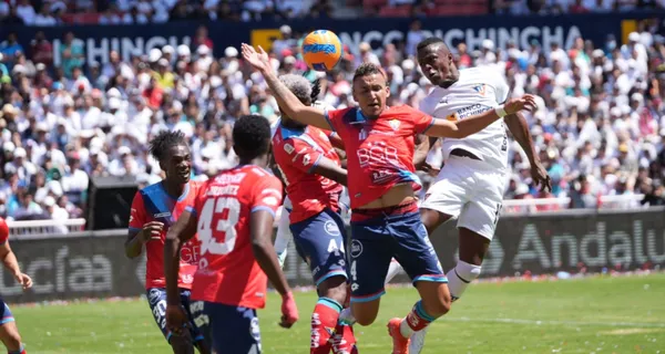 Liga de Quito cayó por la cuenta de 2 a 1 y un jugador que fue al cambio dejó buenas sensaciones como para pelear la titularidad