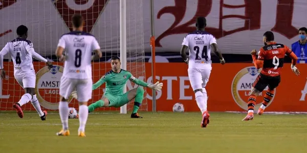 Liga de Quito cayó por la cuenta 2 por 3 contra Flamengo de Brasil y hay varios jugadores señalados por su rendimiento, lo que haría que ajustaran su juego o podrían salir del club