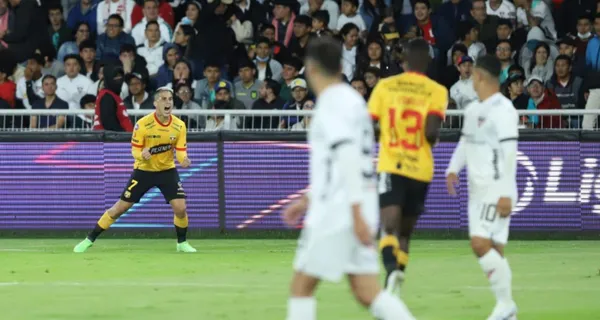 Liga de Quito fue superado por Barcelona SC y como perdieron el invicto así reaccionaron los hinchas