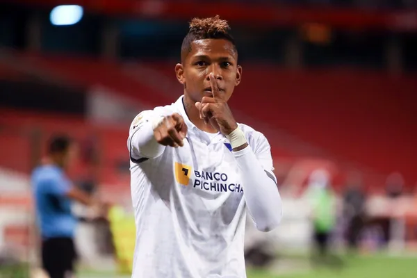 Liga de Quito ganó a Mushuc Runa, de la mano de Billy Arce