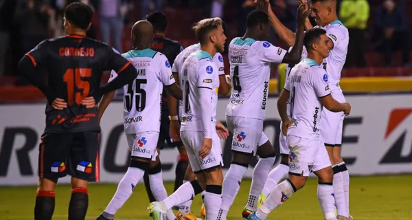 Liga de Quito no ha podido doblegar en el primer tiempo a Independiente del Valle