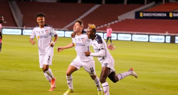 Liga de Quito hizo debutar a varios nombres ante Independiente del Valle pero llamó uno la atención en especial, con 17 años