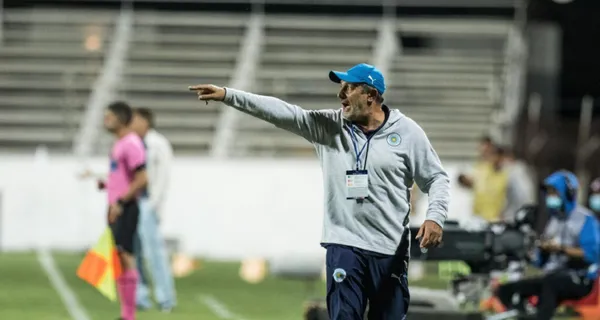 Liga de Quito logró quedarse con el trofeo de campeón de la Supercopa venciendo a Barcelona SC y un jugador recordó a Pablo Repetto, que hace poco salió del club