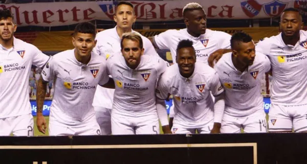 Liga de Quito perdió ante Macará por la cuenta de 2 a 1 pero con un arbitraje cargado de polémica. Santiago Scotto explotó en redes sociales y contó lo sucedido en el Bellavista de Ambato