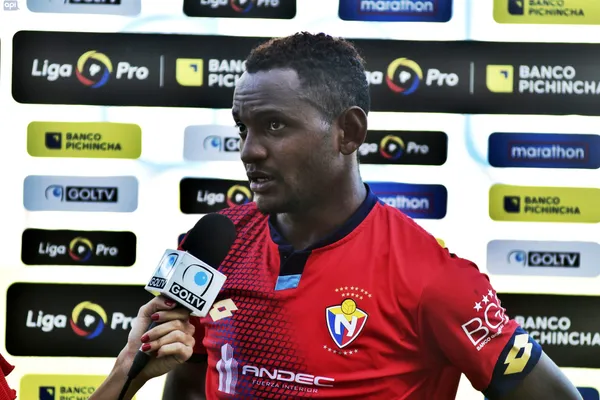 Liga de Quito presentó al jugador del Rojo y tres refuerzos más