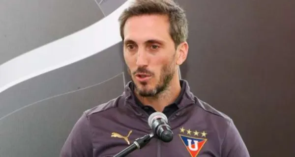 Liga de Quito quedó fuera de la pelea de la Segunda Etapa y los hinchas responsabilizan a Luis Zubeldía ¿Puede dejar la institución?