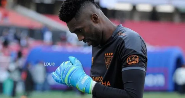 Liga de Quito no tuvo seguridad en su arco con Alexander Domínguez esta temporada, pero dejaron ir aun portero que es una muralla
