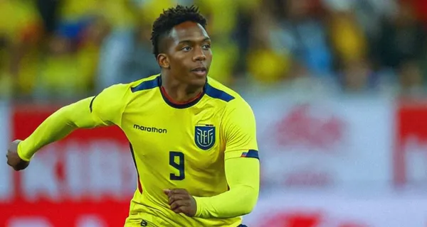 Lo que hizo Djorkaeff Reasco para demostrar que Gustavo Alfaro si debía llamarlo