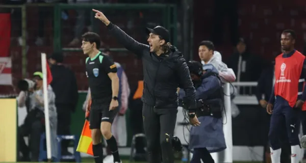 Lo que hizo Luis Zubeldía luego de que Ezequiel Piovi selló la goleada en Casa Blanca