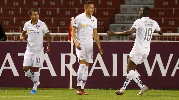 Los albos buscan seguir en la punta de su grupo en Copa Libertadores