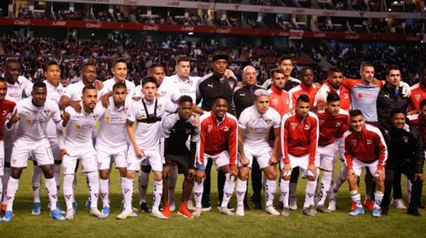 "Los Albos" fortalecen su zona defensiva