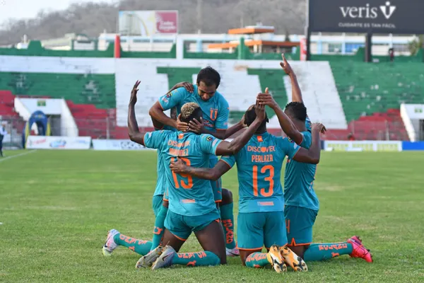 "Los Albos" piensan en la temporada 2021