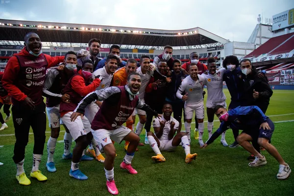 Los "Albos", se llevaron la primera etapa, y ahora su objetivo es salir campeón sin jugar la final.