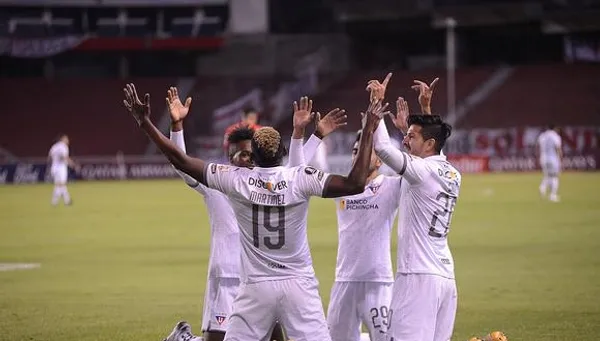 "Los albos" sumarían a su primer refuerzo para la próxima temporada