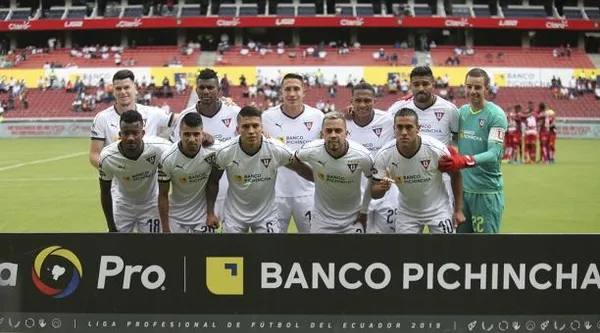 "Los albos" no tendrían estos dos jugadores en su planificación