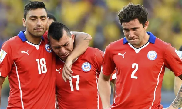 Los chilenos recibieron la peor noticia por parte de la FIFA luego de querer meterse por la ventana al Mundial