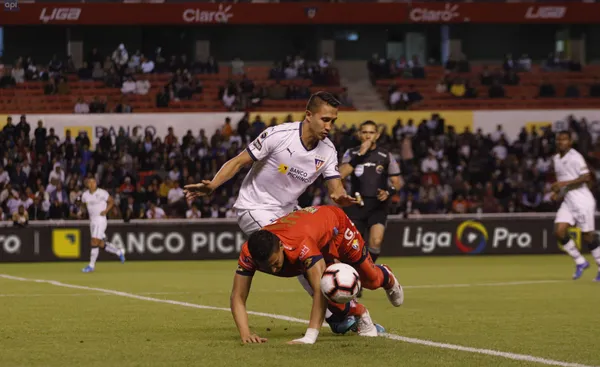 Los dos jugadores continuarán en la U por varias temporadas