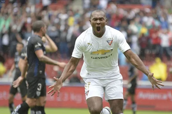 "Los eléctricos" buscan un nuevo delantero para la temporada