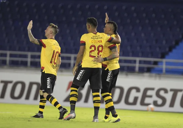 Los guayaquileños regresa a la pelea tras ganar en Barranquilla