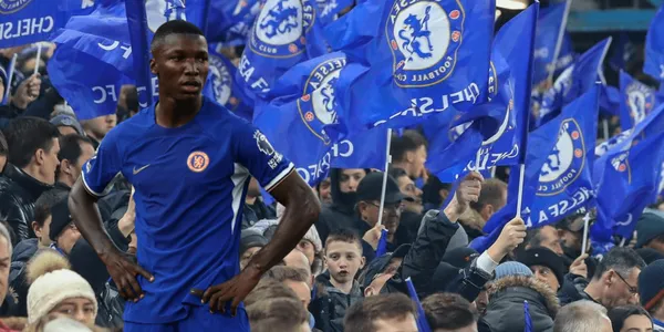 Los hinchas del Chelsea le dieron con todo a Moisés Caicedo