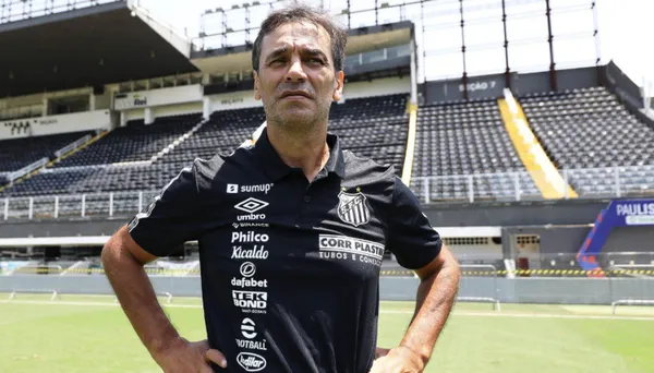 Los jugadores no quieren a Fabián Bustos y confesó que tuvo el peor partido de los últimos 5 años