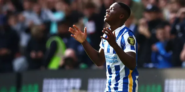 Los número de Moisés Caicedo en el partido con el Brighton