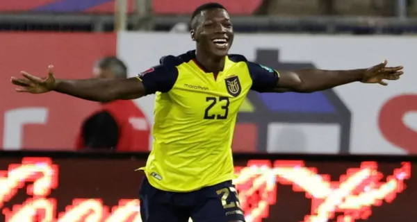 Los peruanos están aterrados con el nivel de Ecuador y sobre todo Moisés Caicedo. Mira lo que le hicieron