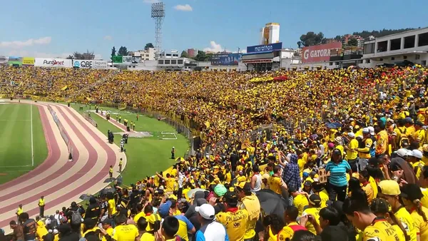 Los protocolos sanitarios por el covid 19 no permiten aficionados en los escenarios deportivos