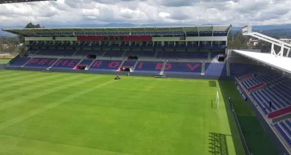 Los 'rayados' tienen un estadio de primera, pero tienen un grave problema que se presenció en partidos importantes