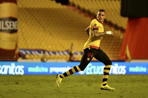 Luego del partido se logró analizar bien la jugada del gol de Barcelona SC