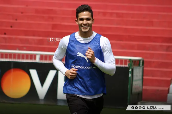 Luis Amarilla no tuvo el debut esperado y posiblemente tendrá qué ver gran parte de la temporada desde el banco