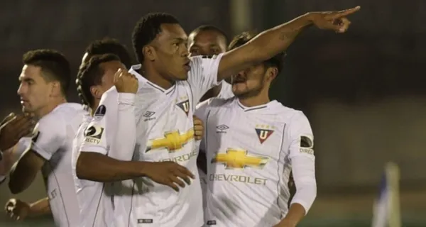 Luis Cangá se fue por la puerta de atrás de Liga de Quito y ahora está jugando en Brasil con Vasco da Gama