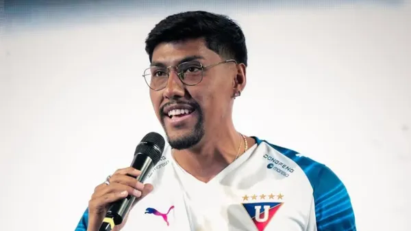 Luis Segovia habló en zona mixta, luego del partido que los albos cayeron ante Macará