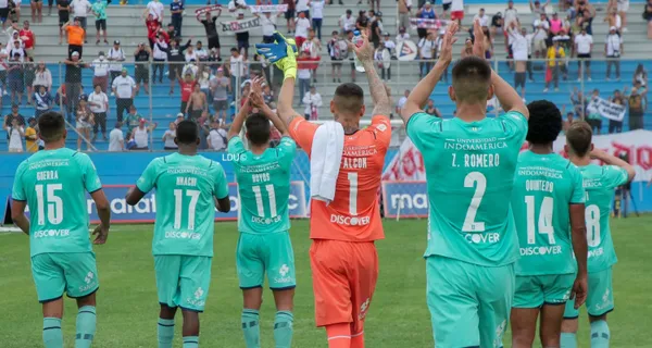 Luis Zubeldía logró pasar con Liga de Quito en Copa Ecuador, al derrotar a Manta