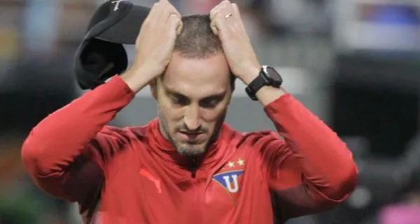 Luis Zubeldía y las fechas que no podrá dirigir en el banquillo de Liga de Quito
