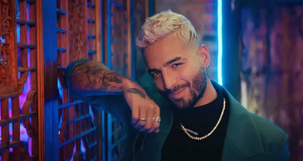 Maluma, el famoso cantante colombiano, presumió la camiseta de Barcelona SC que tiene entre su colección y con otras casacas de grandes clubes del mundo