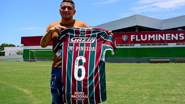 Mario Pineida no la pasa bien en Brasil y al parecer no fue la mejor idea irse a tierras cariocas