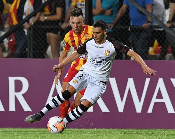 Martínez sufrió un golpe cuando anotó el 2do gol de BSC