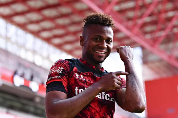 Michael Estrada continúa con su racha goleadora