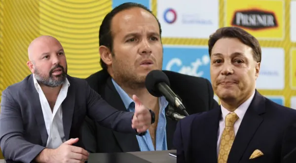 Miguel Ángel Loor y Francisco Egas brindando declaraciones, al lado Alfaro Moreno. FOTO: El Universo