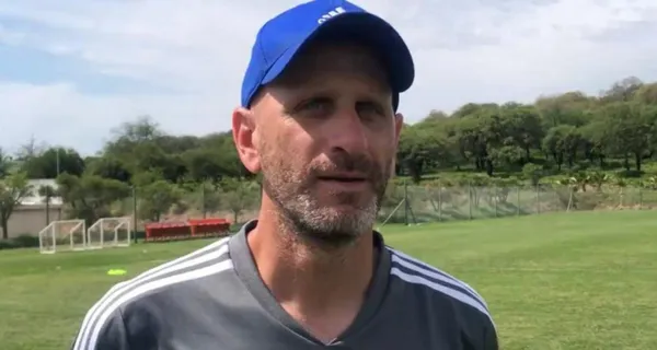 Miguel Rondelli se calentó de las versiones que han salido del camerino de Emelec y mira lo que dijo