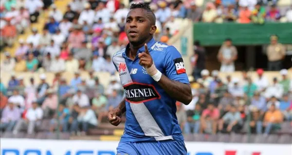 Miller Bolaños tiene confirmado su regreso a Emelec para la siguiente temporada y, tal parece, el dinero no le importó