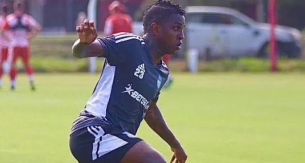 Miller Bolaños volvió a Emelec luego de varios años en el extranjero y mira lo que hizo en su primer partido del 2023