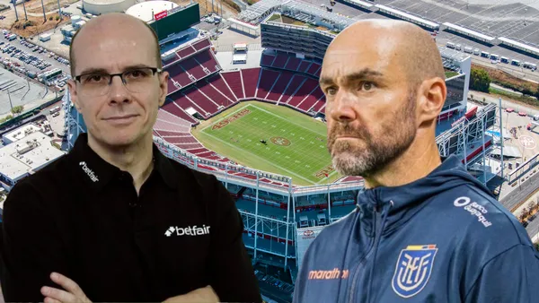 Mister Chip y Félix Sánchez (Foto tomada de: Turner Construction/AZARplus/La Tri)