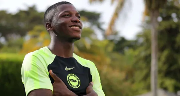 Moisés Caicedo consiguió nuevo trabajo en Ecuador, antes de partir para Inglaterra donde se sumó a las prácticas del Brighton