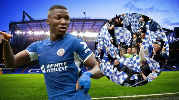 Moisés Caicedo e hinchas del Chelsea (Foto tomada de: Football Ground/Chelsea/Besoccer)